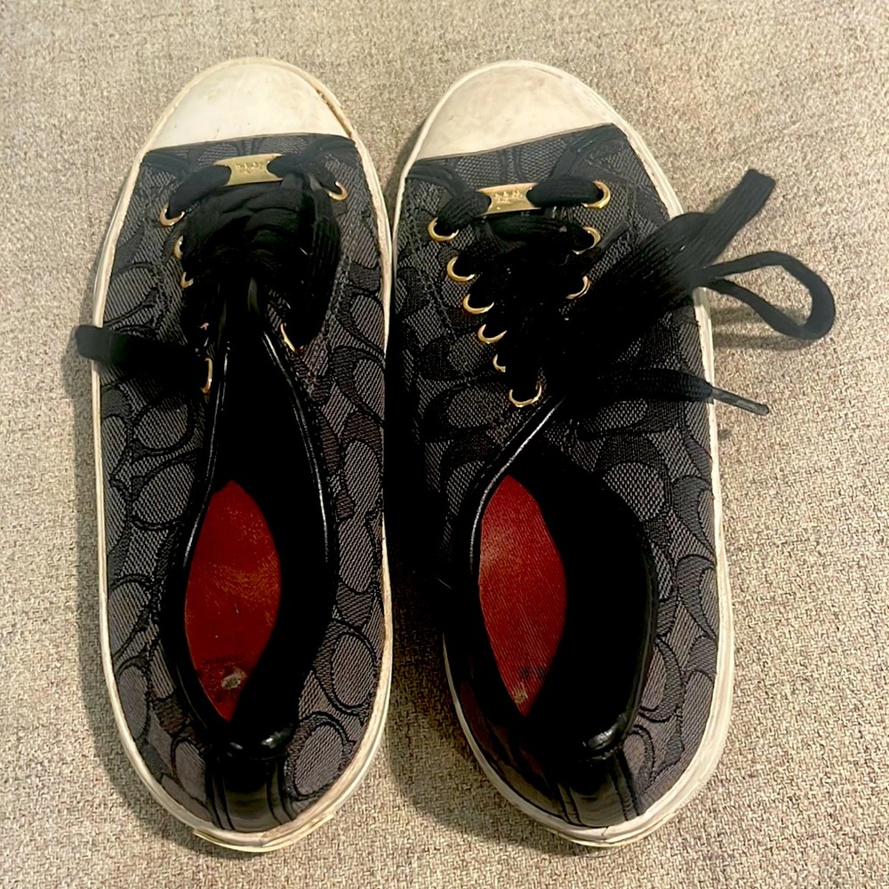 Coach new your Women’s shoes. 6.5